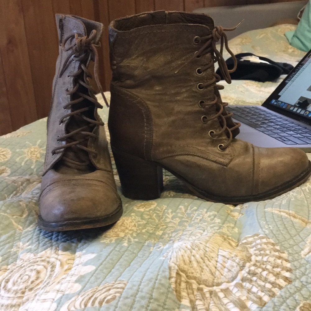 Steve Madden combat boots